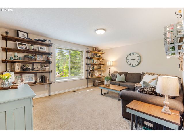 7680 Sw 182ND Pl, Beaverton, OR 97007