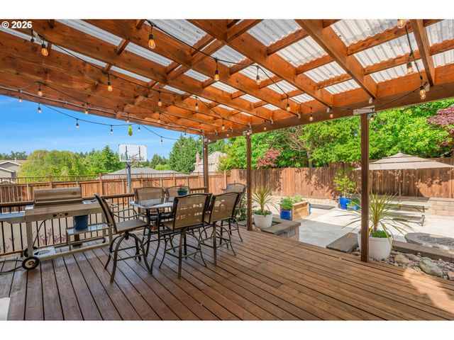 7680 Sw 182ND Pl, Beaverton, OR 97007