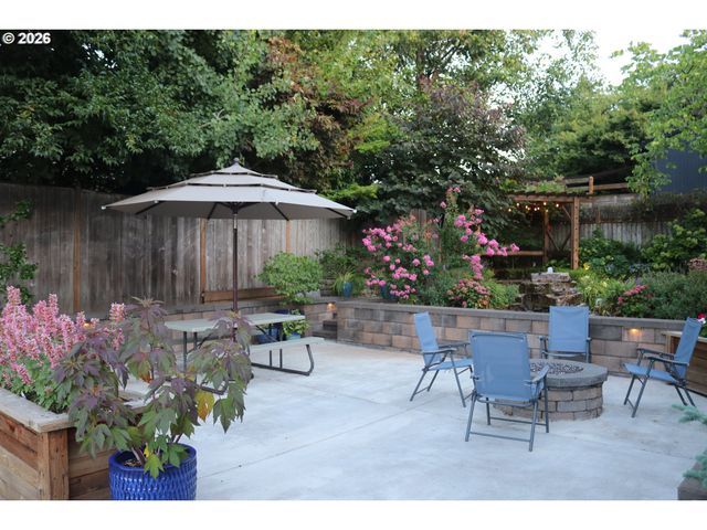 7680 Sw 182ND Pl, Beaverton, OR 97007