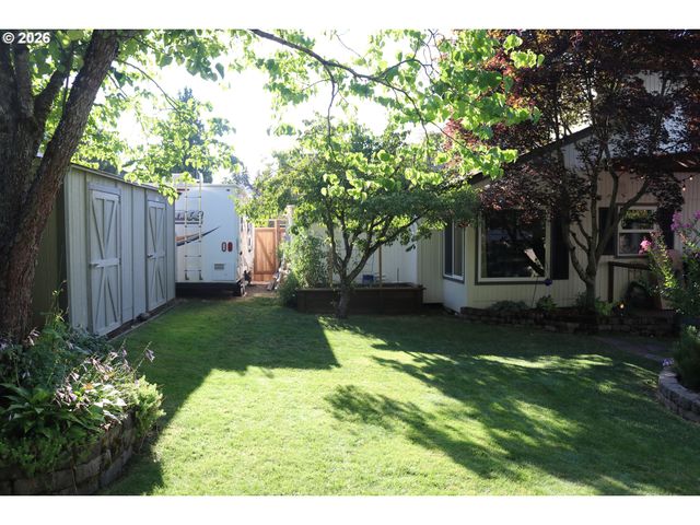 7680 Sw 182ND Pl, Beaverton, OR 97007