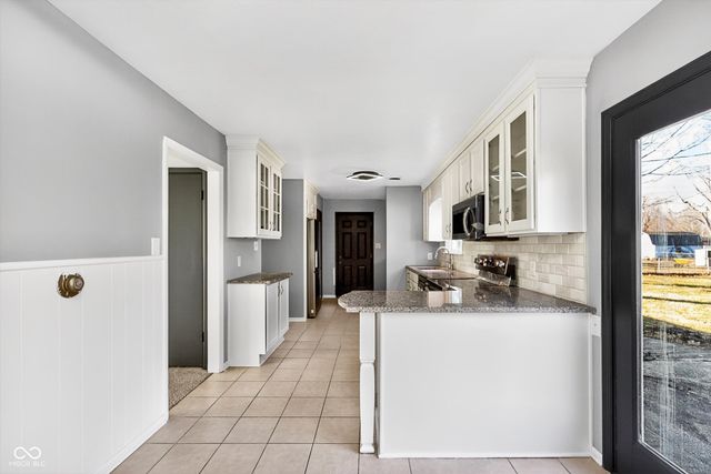 7546 Lindenwood Drive, Indianapolis, IN 46227