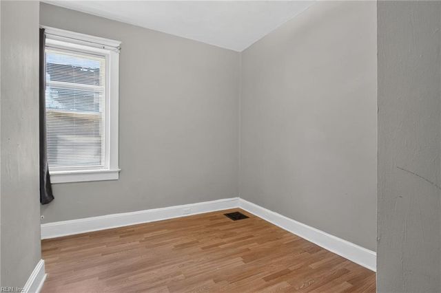 349 51st ST A, Newport News, VA 23608