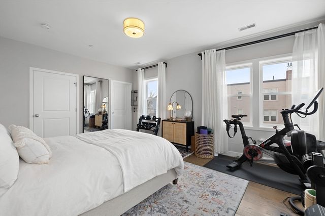 10 Ruthven Park U2, Boston, MA 02121