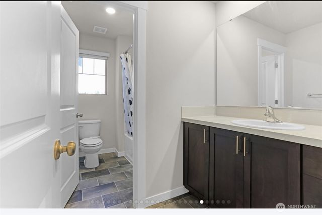 18823 111th Ave E, Puyallup, WA 98374