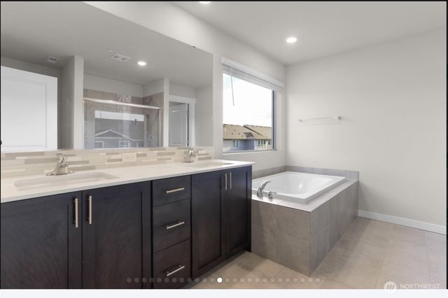 18823 111th Ave E, Puyallup, WA 98374