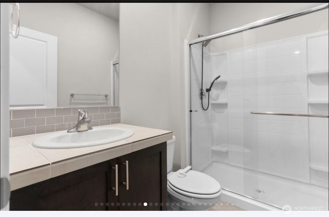 18823 111th Ave E, Puyallup, WA 98374