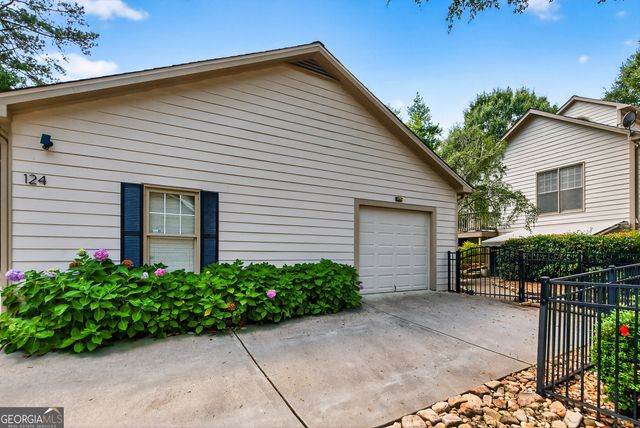 124 Middleton Drive, Peachtree City, GA 30269