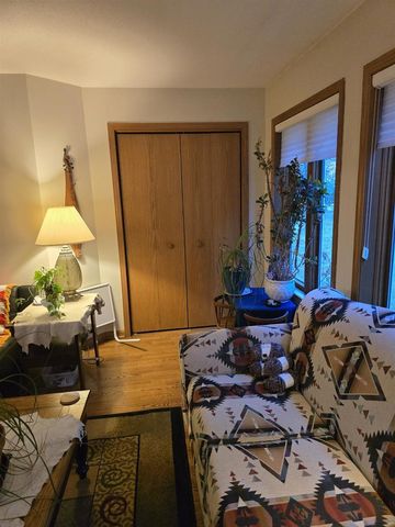 1129 Gale Avenue, Wisconsin Dells, WI 53965