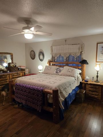 1129 Gale Avenue, Wisconsin Dells, WI 53965