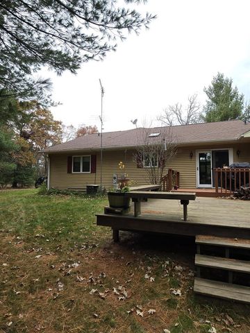 1129 Gale Avenue, Wisconsin Dells, WI 53965