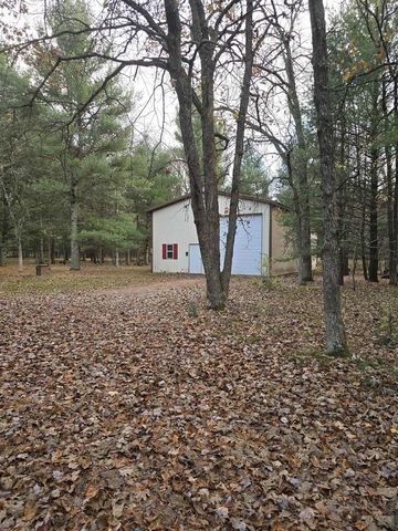 1129 Gale Avenue, Wisconsin Dells, WI 53965