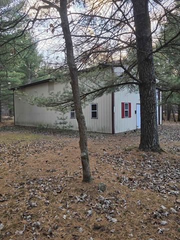 1129 Gale Avenue, Wisconsin Dells, WI 53965