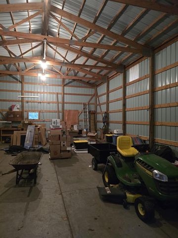 1129 Gale Avenue, Wisconsin Dells, WI 53965