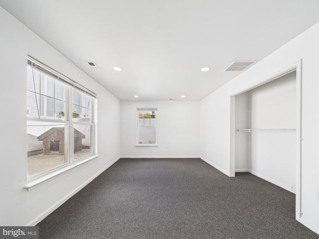 3951 ASPEN ST, Philadelphia, PA 19104