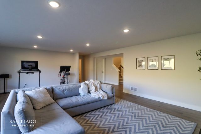 8339 Autumn Acres Drive Ne, Plainfield Twp, MI 49341