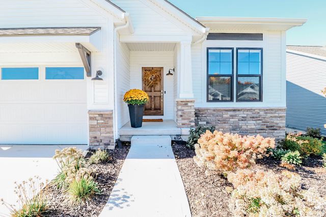 8339 Autumn Acres Drive Ne, Plainfield Twp, MI 49341