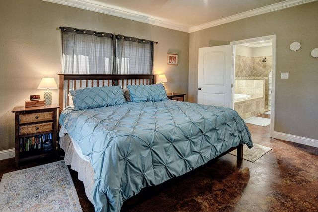 321 County Road 351a, Shiner, TX 77984