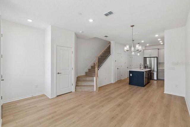 4345 ROUSH AVENUE, Orlando, FL 32803