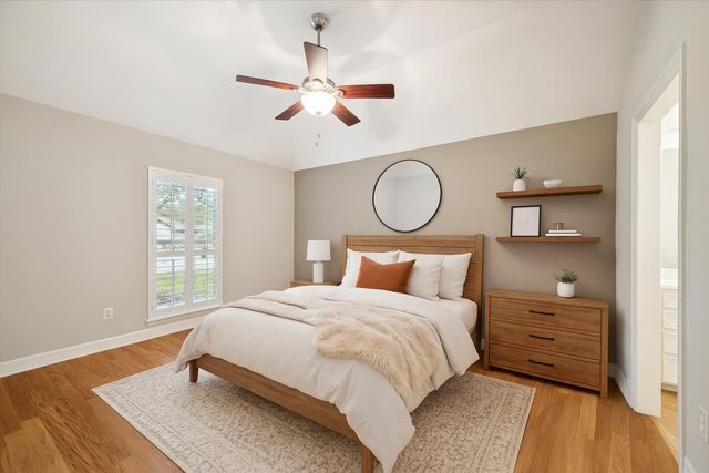 304 Scenic View Drive, Friendswood, TX 77546