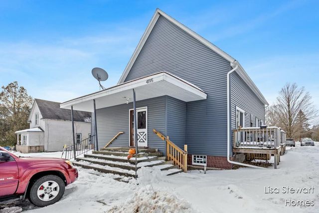 4195 N Weber Road, Whitehall, MI 49461