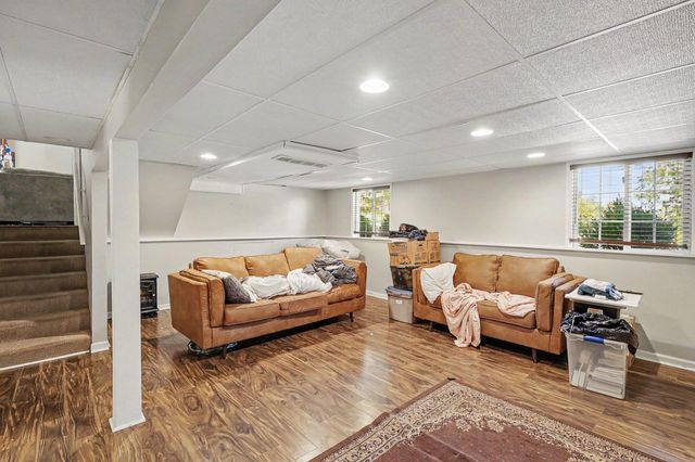 3296 70th Street E, Inver Grove Heights, MN 55076