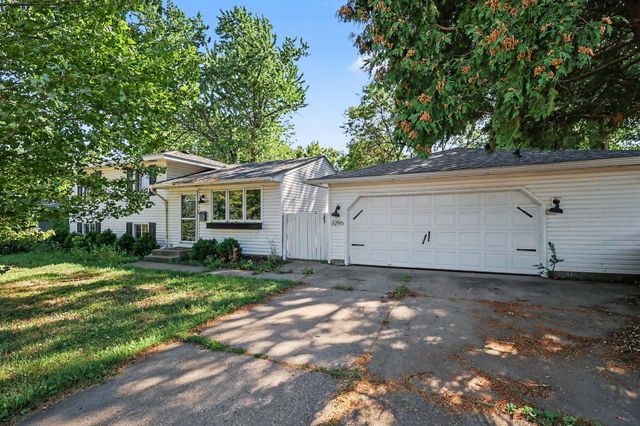 3296 70th Street E, Inver Grove Heights, MN 55076