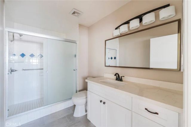 5694 E Los Angeles, Simi Valley, CA 93063