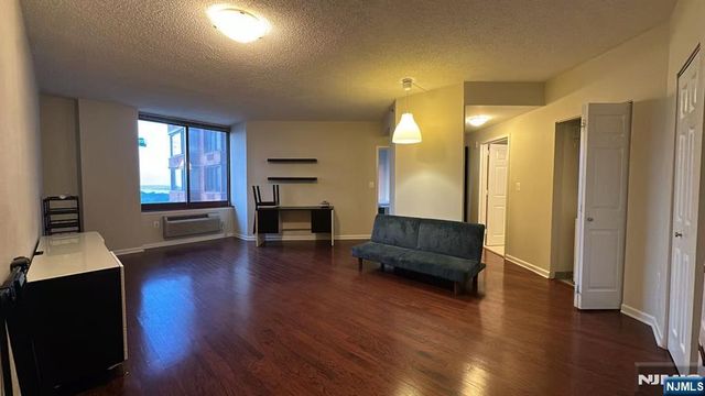 100 Old Palisade Road 3016, Fort Lee, NJ 07024
