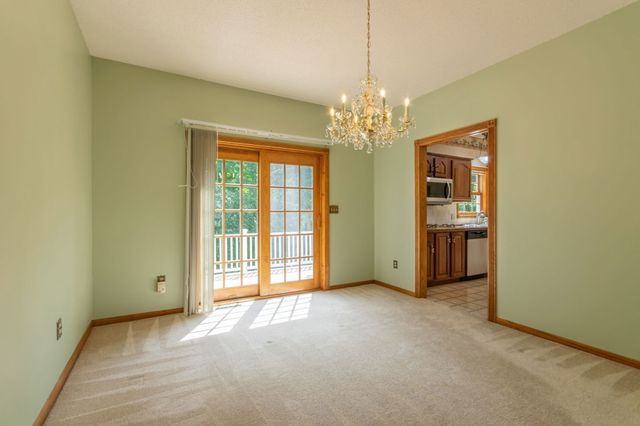 20 Nolan Lane, Agawam, MA 01030