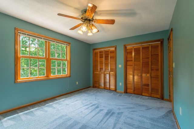 20 Nolan Lane, Agawam, MA 01030