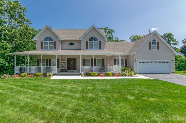 20 Nolan Lane, Agawam, MA 01030