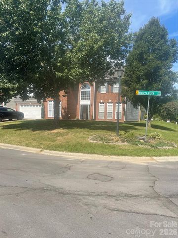 2529 Waters Vista Circle, Charlotte, NC 28213