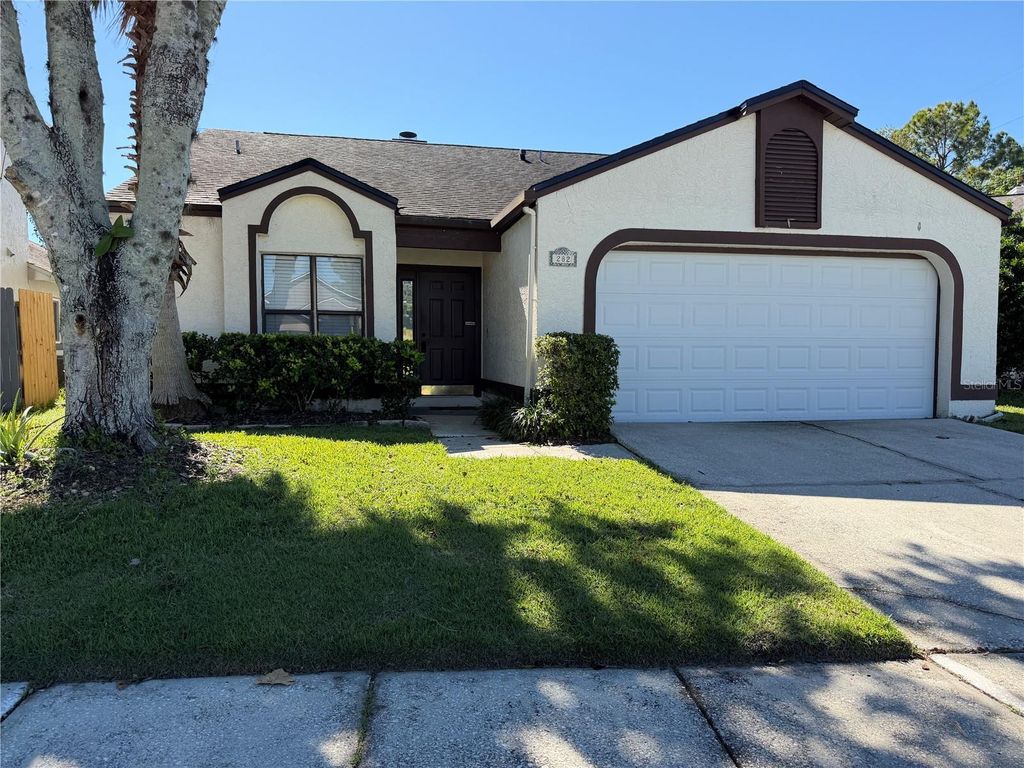 282 LAKEBREEZE CIRCLE, Lake Mary, FL 32746