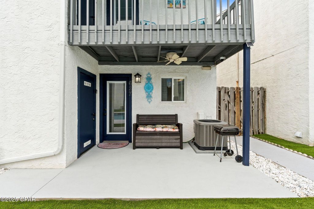 Image 12 of property listing at 627 Laurel Street, Panama City Beach, FL 32407