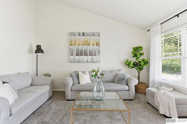 15337 Davidson Street, Bennington, NE 68007