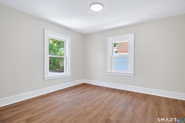 38 White Street, Bridgeport, CT 06610