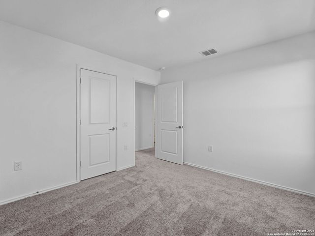 910 Stricker Path, San Antonio, TX 78221