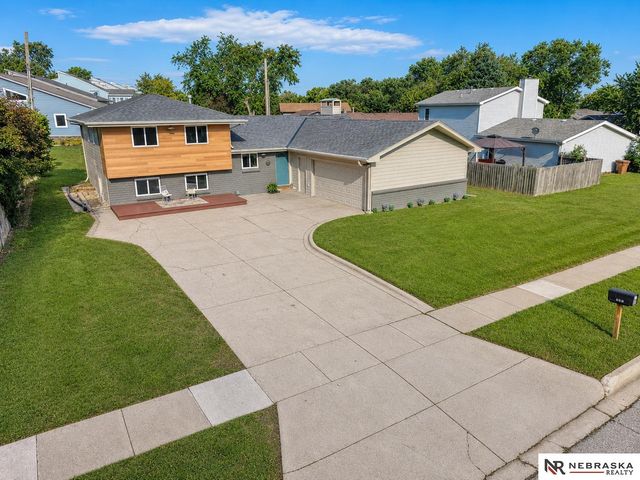 721 Capitol Beach Boulevard, Lincoln, NE 68528