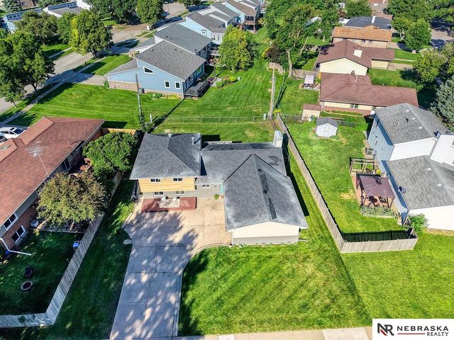 721 Capitol Beach Boulevard, Lincoln, NE 68528