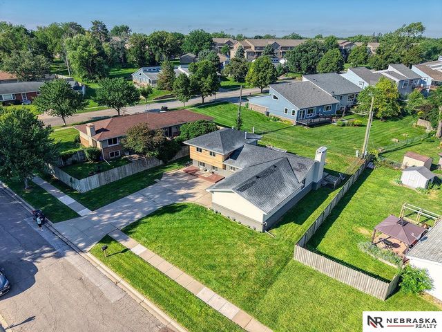 721 Capitol Beach Boulevard, Lincoln, NE 68528