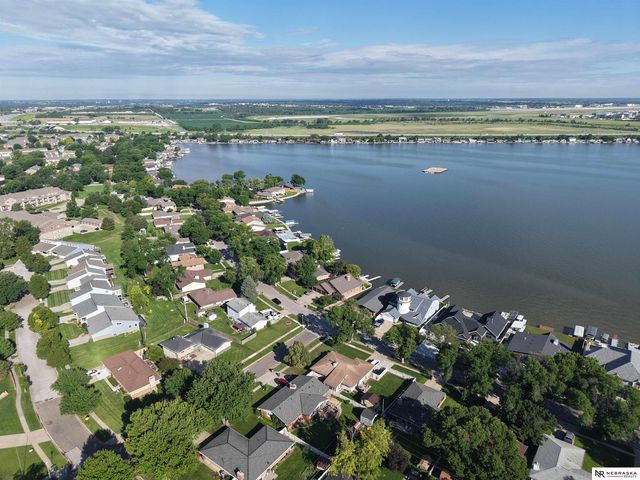 721 Capitol Beach Boulevard, Lincoln, NE 68528