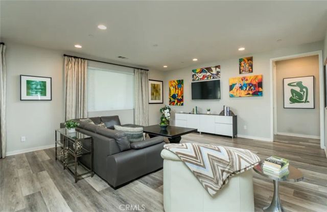 45124 42nd Street West, Lancaster, CA 93536
