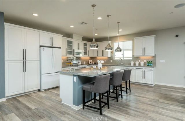 45124 42nd Street West, Lancaster, CA 93536