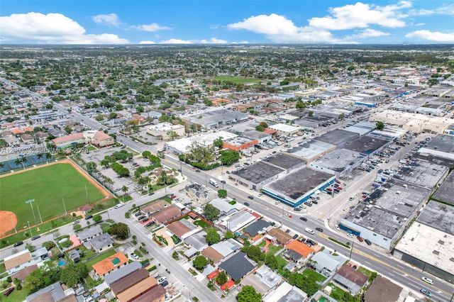 2650 W 8th Ave, Hialeah, FL 33010