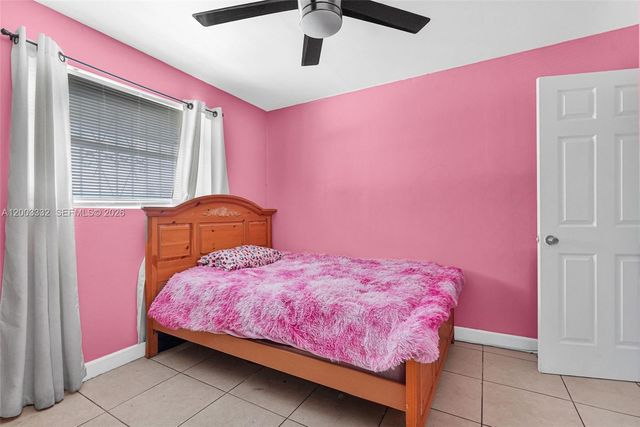 2650 W 8th Ave, Hialeah, FL 33010