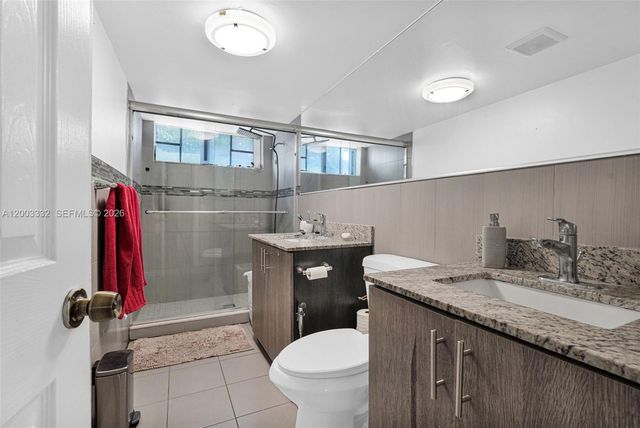 2650 W 8th Ave, Hialeah, FL 33010