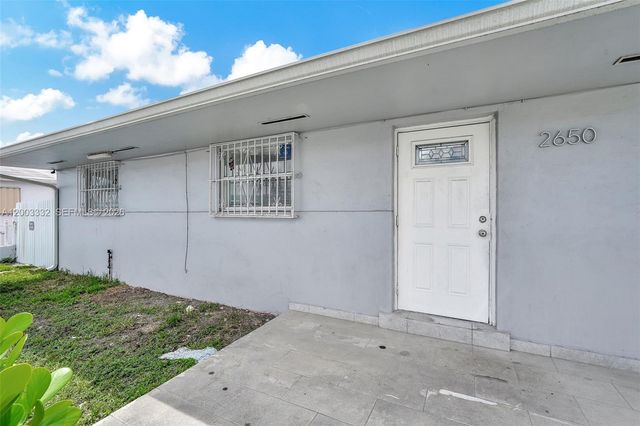 2650 W 8th Ave, Hialeah, FL 33010