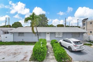 2650 W 8th Ave, Hialeah, FL 33010