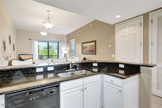 13651 Julias WAY 1427, Fort Myers, FL 33919