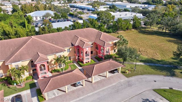 13651 Julias WAY 1427, Fort Myers, FL 33919